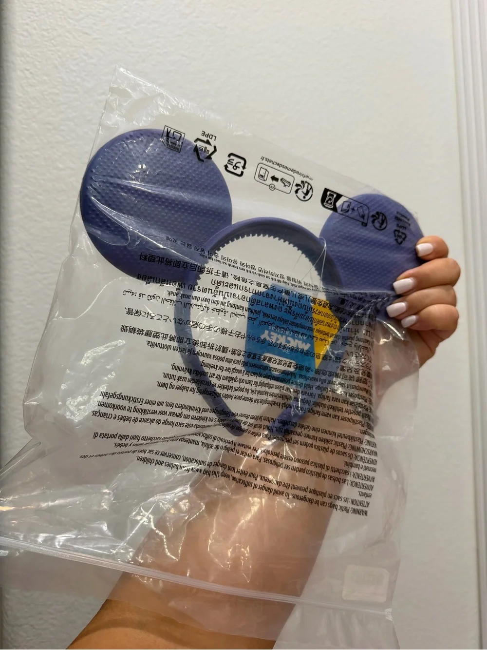 NEW Crocs Disney D23 Exclusive Blue Ears